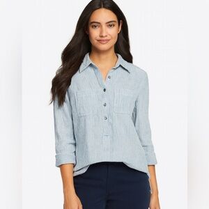 Chaps Women’s M Blue Striped Top